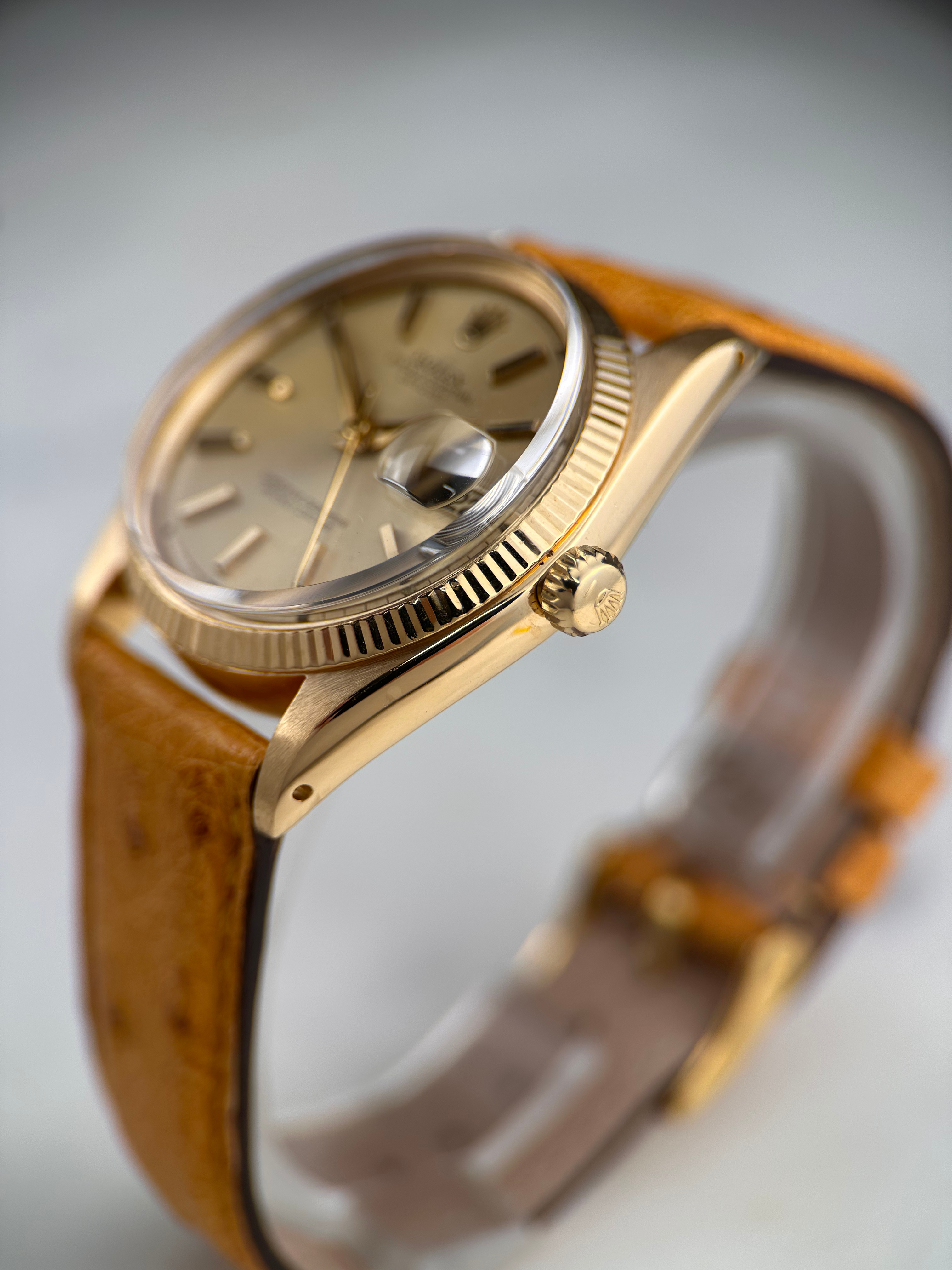 Rolex Oyster Perpetual Date 1503