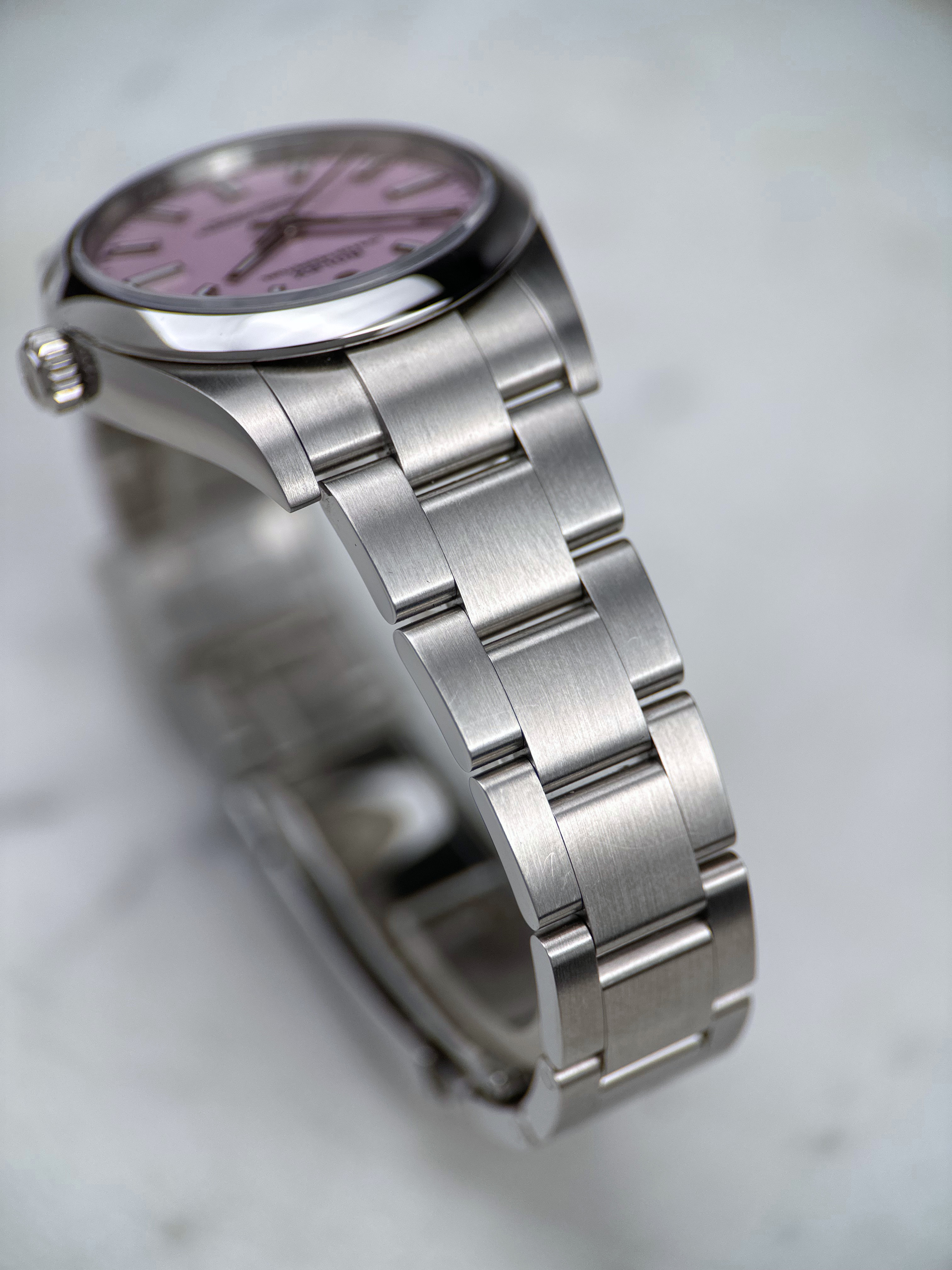 Rolex Oyster Perpetual "Candy Pink" 124200 Fullset 2025
