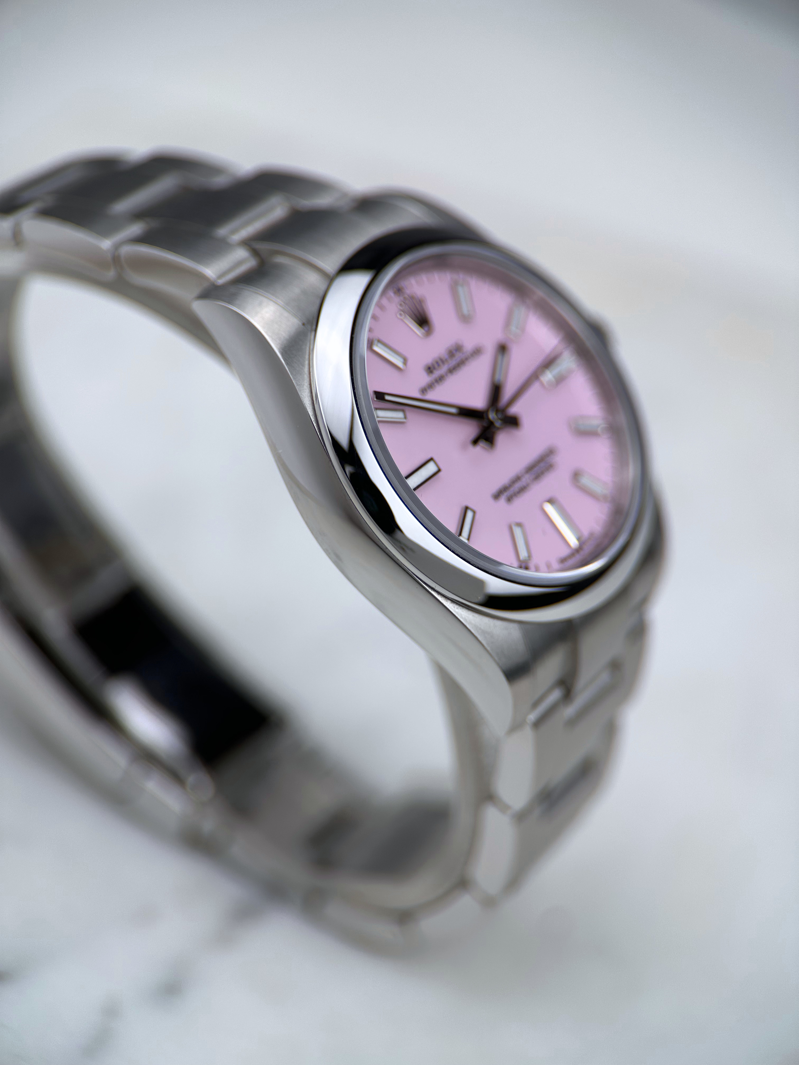 Rolex Oyster Perpetual "Candy Pink" 124200 Fullset 2025