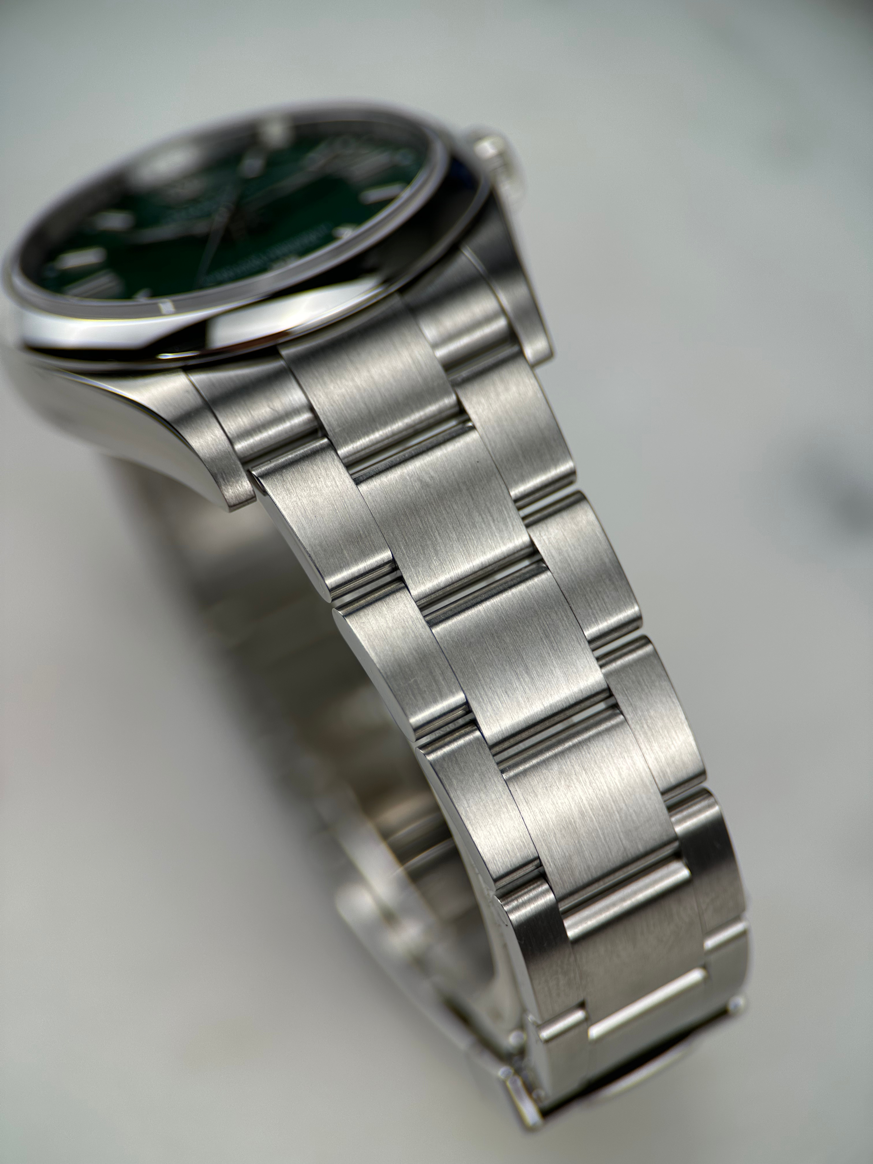 Rolex Oyster Perpetual „Grün“ 126000 Fullset 2025