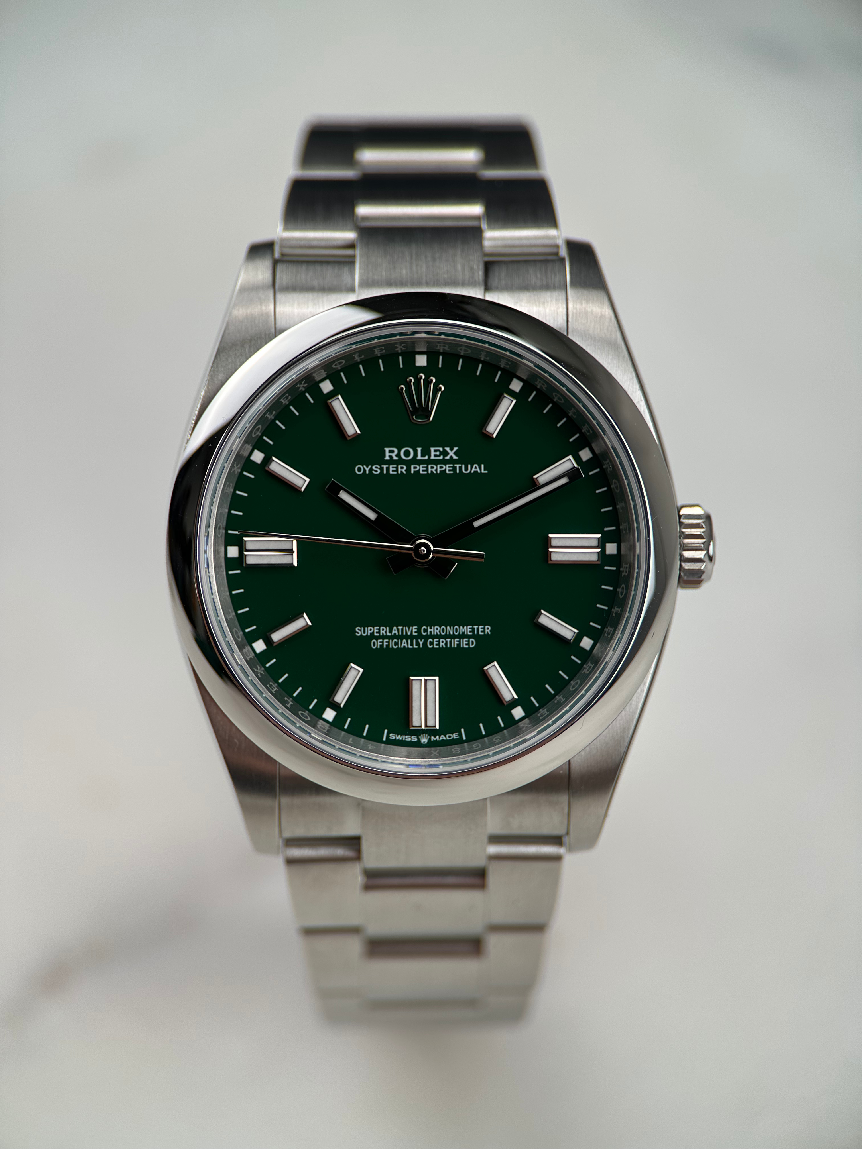 Rolex Oyster Perpetual „Grün“ 126000 Fullset 2025