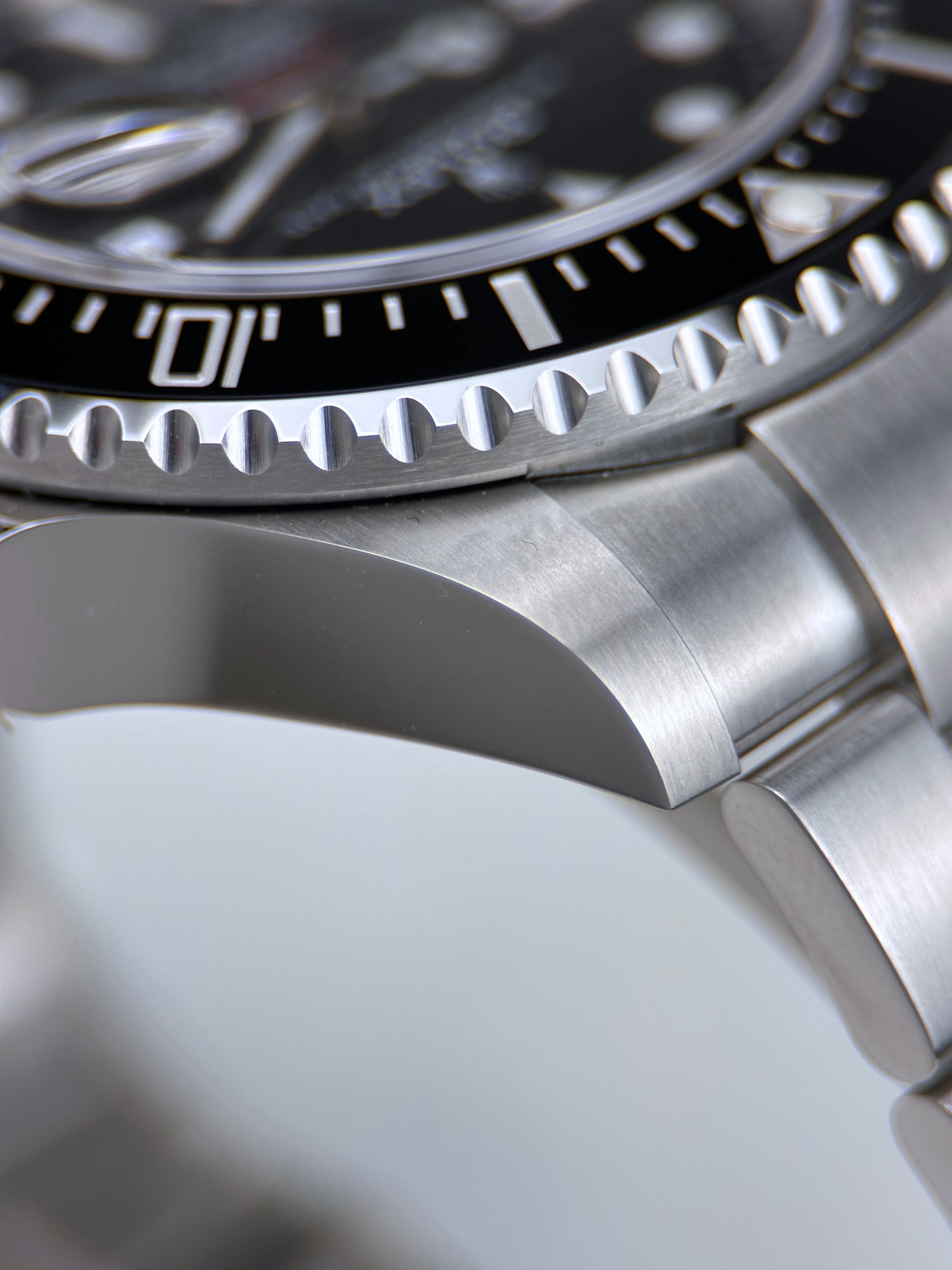 Rolex Sea Dweller Rotschirft 126600 Fullset 2019