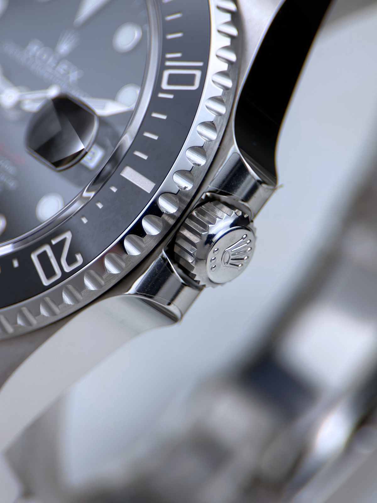 Rolex Sea Dweller Rotschirft 126600 Fullset 2019